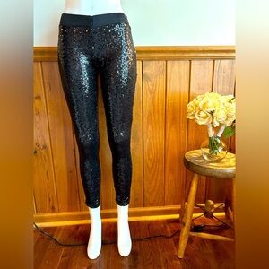 Black sequined sz L skinny pants, slacks, party pants, formal wear, cruise wear